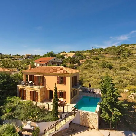 Sleeps 5 Villa
