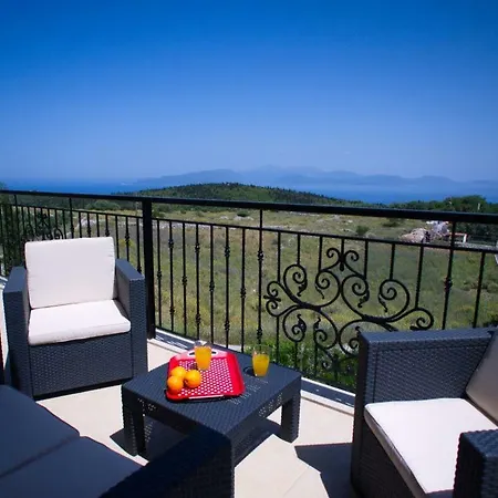 Sleeps 5 Villa