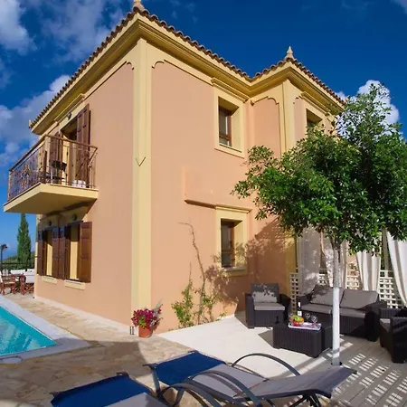 Sleeps 5 Villa