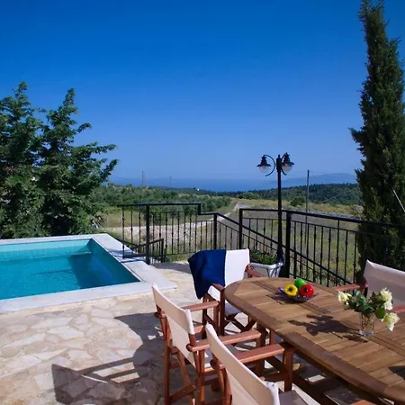Sleeps 5 Villa